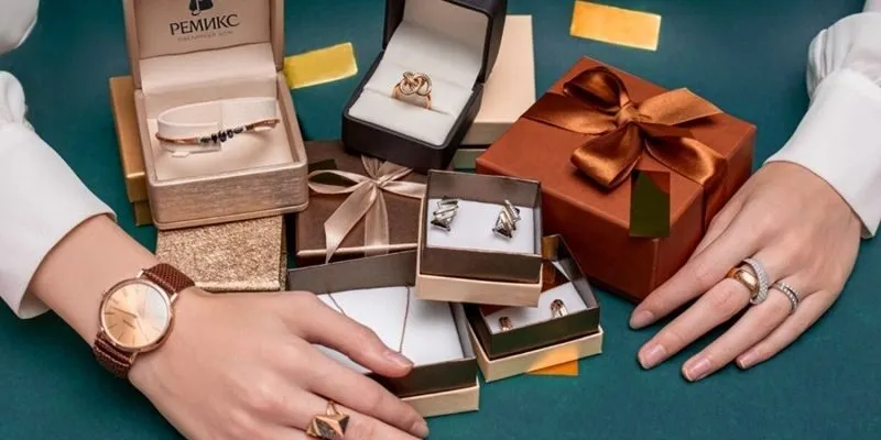 Món quà ý nghĩa cho mệnh kim